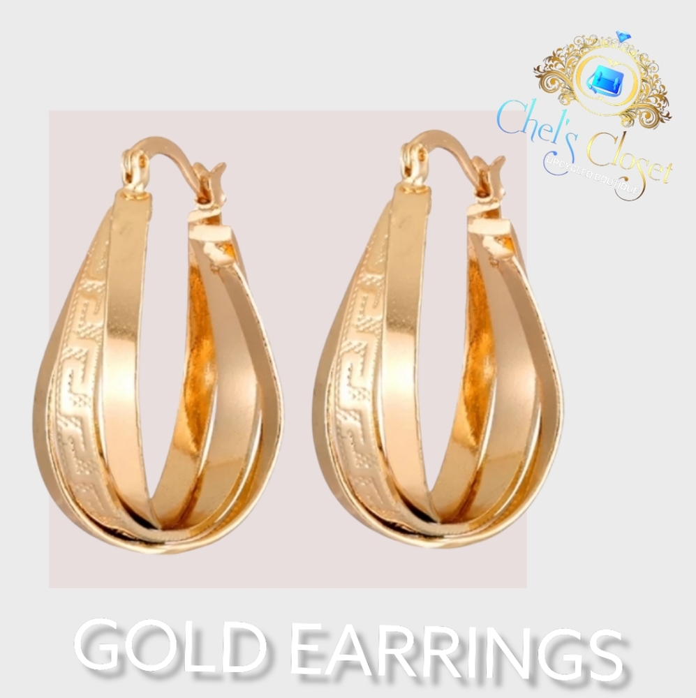 GOLD HOOPS